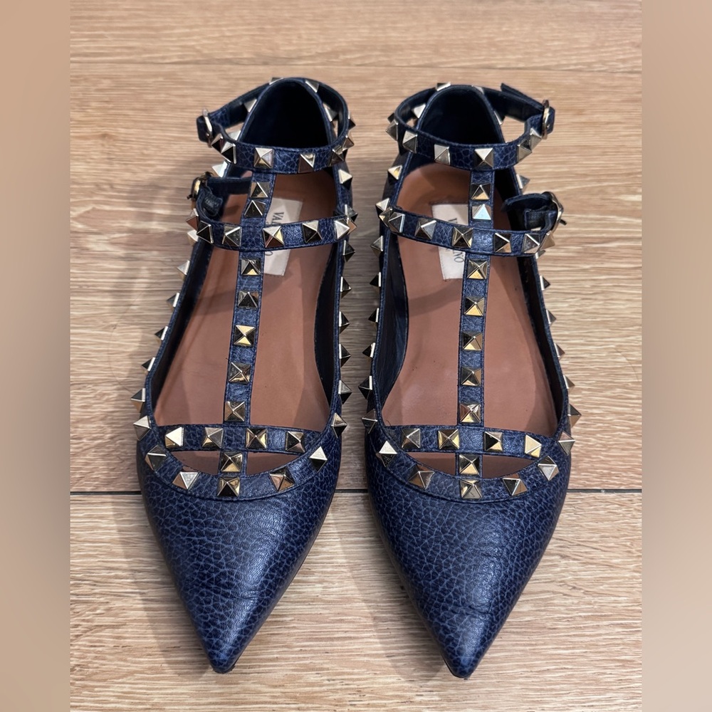 Valentino Garavani Black Studded Flats 37.5